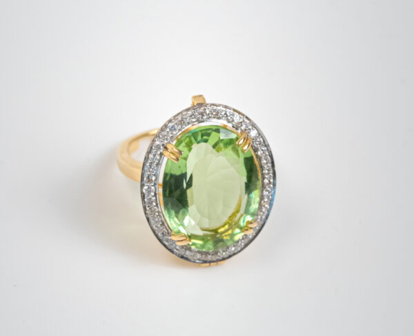 14K Gold Adjustable Ring With .73c Diamonds & Six 14.73 Carat Interchangable Oval Cut Gemstones - Image 4