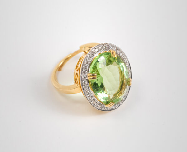 14K Gold Adjustable Ring With .73c Diamonds & Six 14.73 Carat Interchangable Oval Cut Gemstones - Image 5